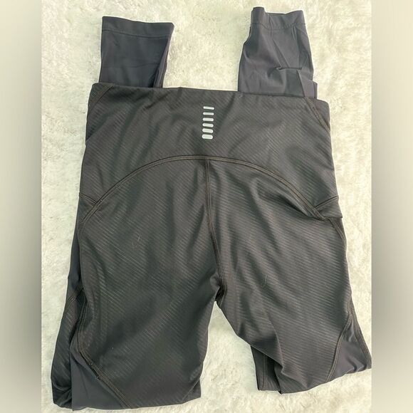 Under Armour Women’s Leggings (M) - Picture 2 of 4